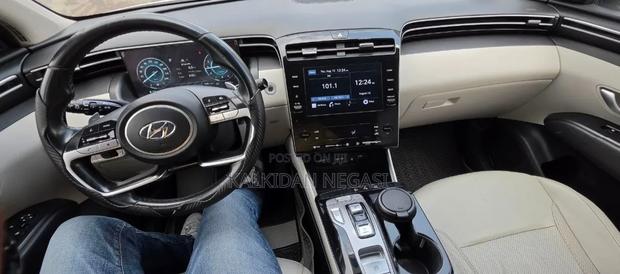 Hyundai Tucson 2022 White