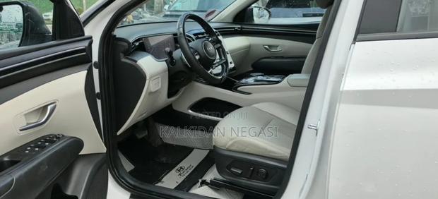 Hyundai Tucson 2022 White