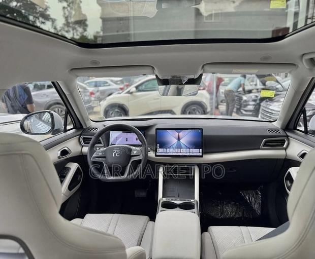 BYD Yuan Up 2025 Gray