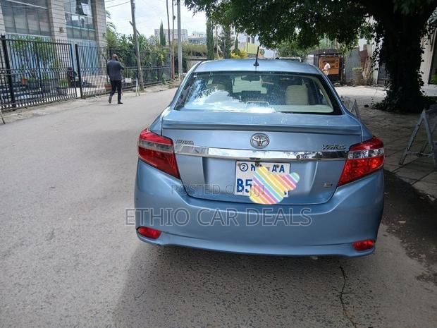 Toyota Yaris 2014 Blue