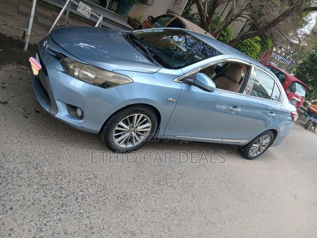 Toyota Yaris 2014 Blue