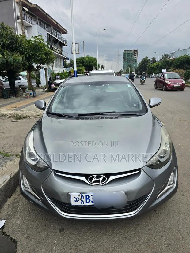 Hyundai Avante 2014 Silver