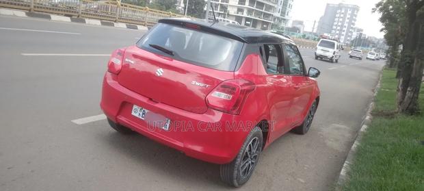 Suzuki Swift 2021 Red