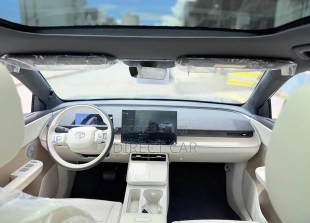 New Toyota bZ3 2025 Silver