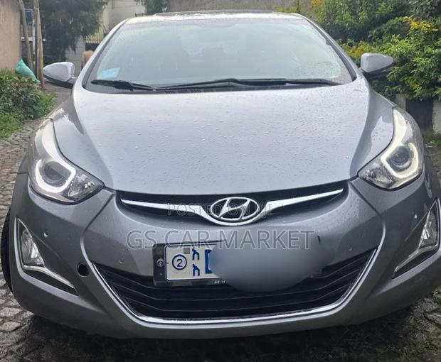 Hyundai Avante 2015 Silver