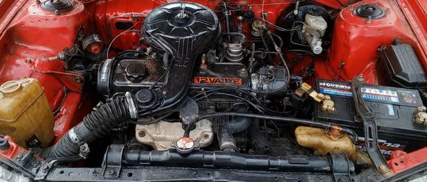 Toyota Corolla 1.3 Hatchback 1988 Red