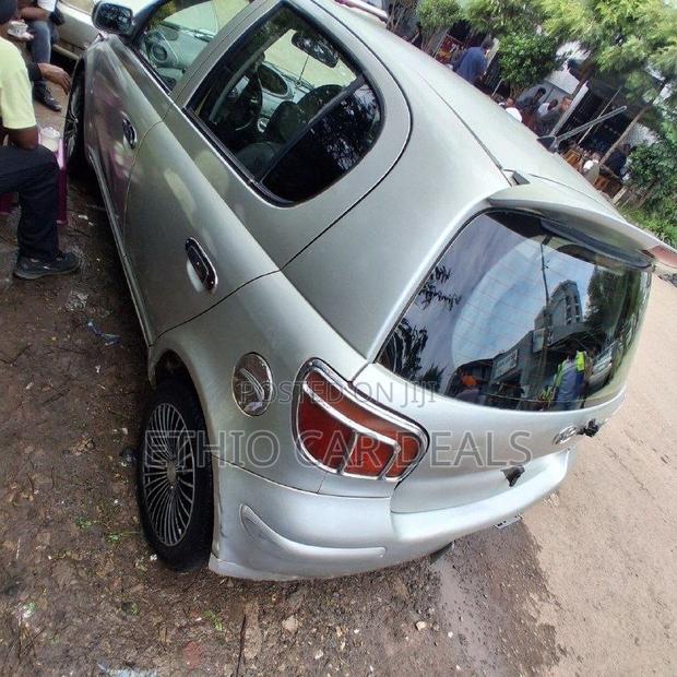 Toyota Vitz 2004 Silver