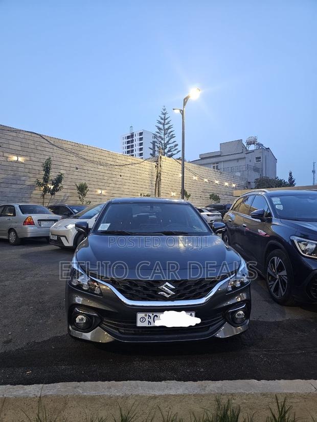 Suzuki Baleno 2022 Black