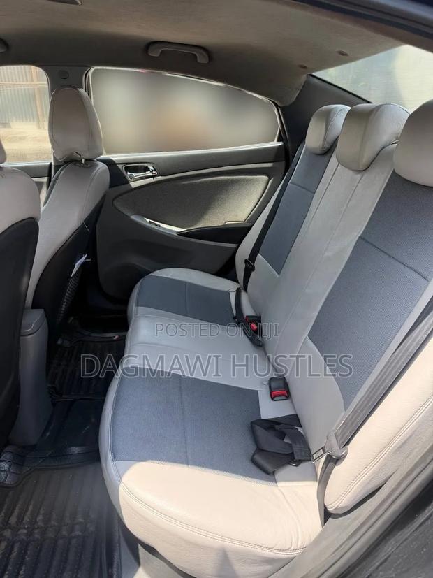 Hyundai Accent 2012 Black