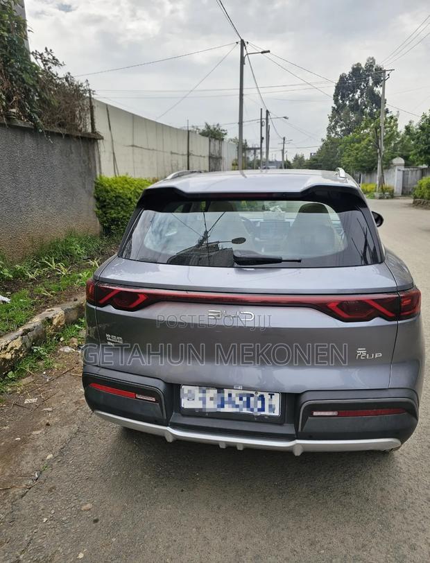 BYD Yuan Up 2025 Gray