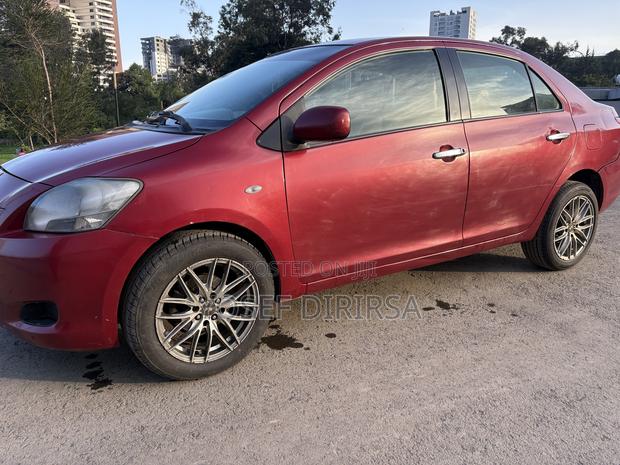 Toyota Yaris 1.3 2008 Red