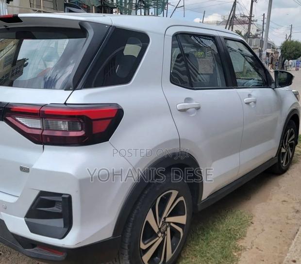 Toyota Raize 2022 White