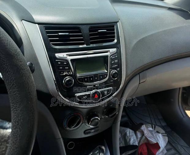 Hyundai Accent 2012 Gray