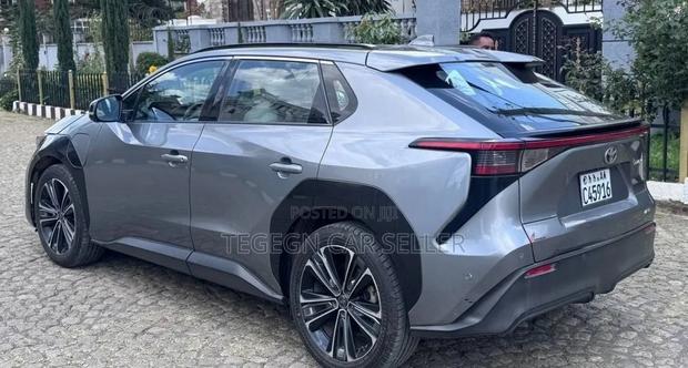 Toyota bZ4X 2022 Gray