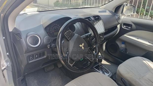 Mitsubishi Attrage 2021 Gray