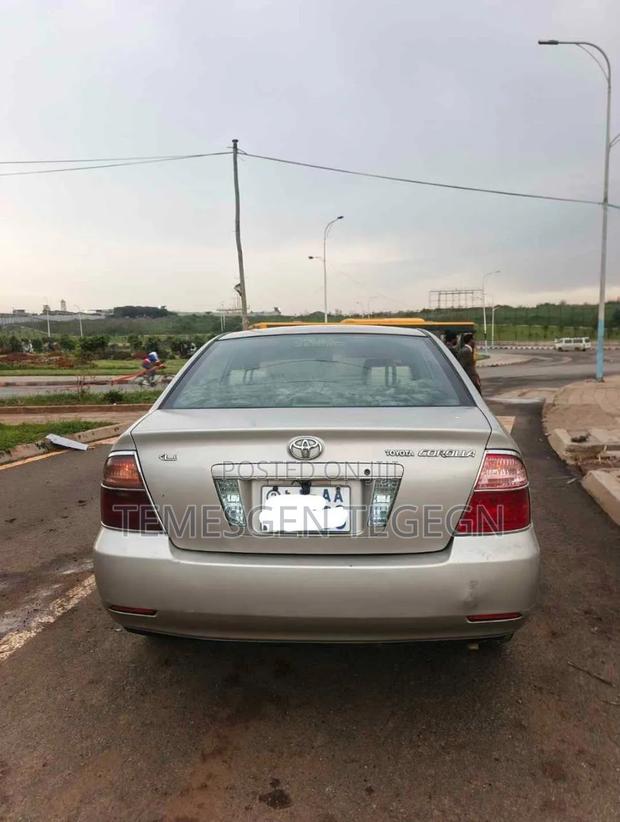 Toyota Corolla 2007 Gold