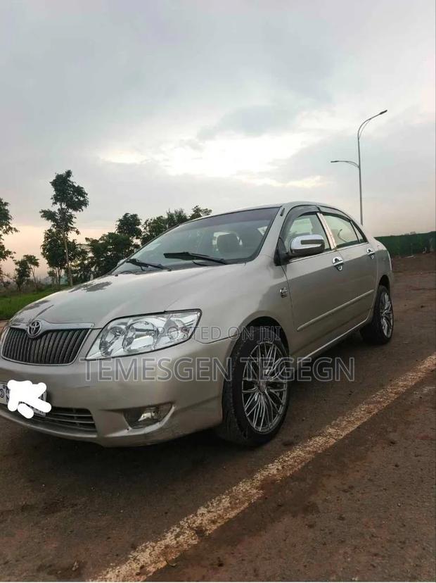 Toyota Corolla 2007 Gold