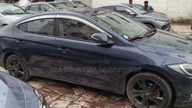 Hyundai Avante 2017 Beige