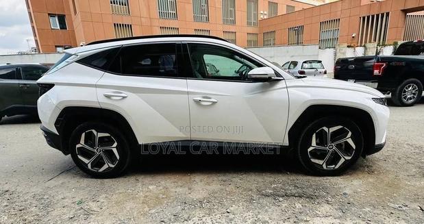 Hyundai Tucson 2021 White