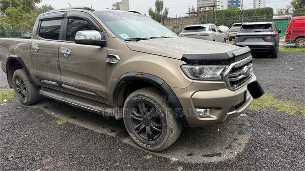 Ford Ranger Wildtrak 2021 Gold