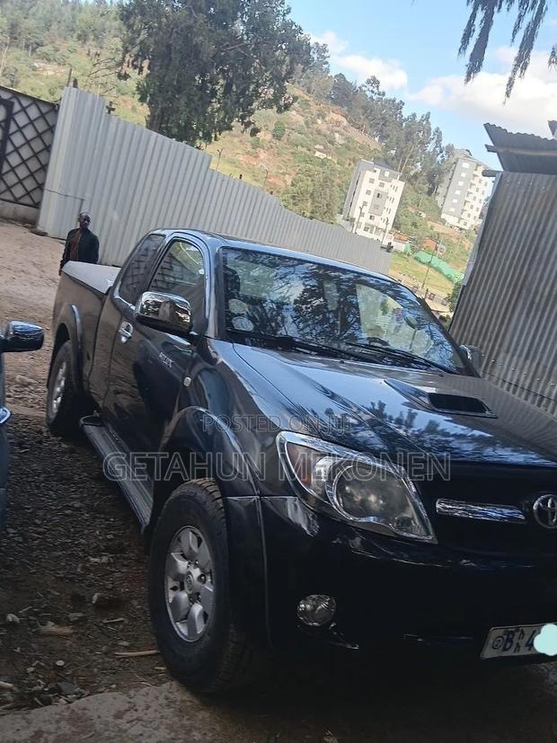 Toyota Hilux 2008 Black
