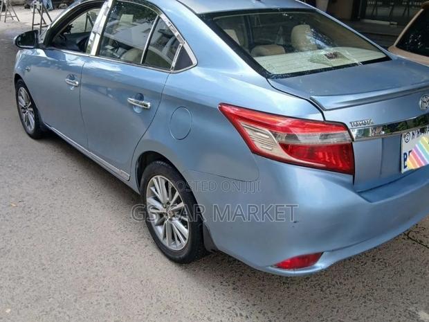 Toyota Yaris 2014 Blue