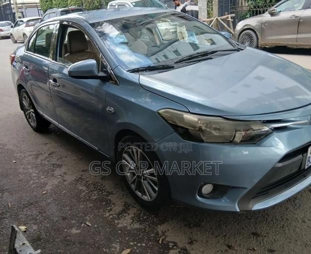 Toyota Yaris 2014 Blue