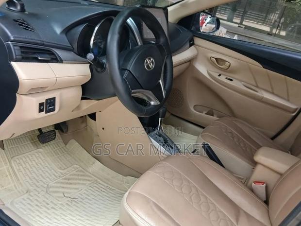 Toyota Yaris 2014 Blue
