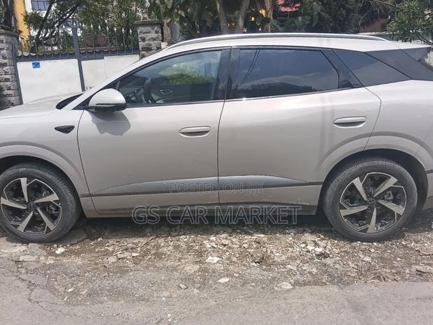 BYD Sealion 06 EV 2025 Beige