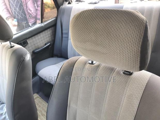 Toyota Corolla 1986 White