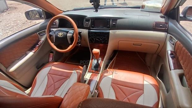 Toyota Corolla 2007 Gold
