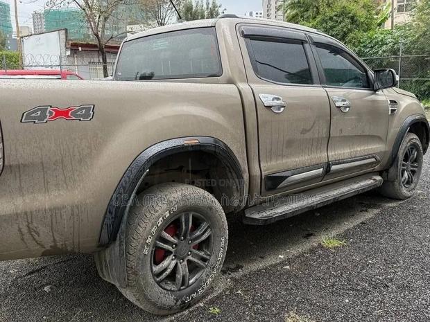 Ford Ranger Wildtrak 2021 Pink