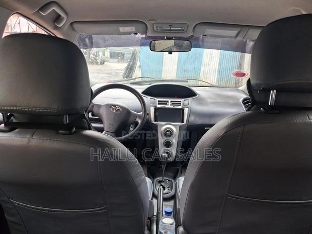 Toyota Yaris 2006 White