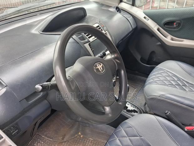 Toyota Yaris 2006 White