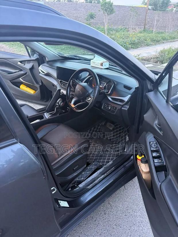 Chevrolet Orlando 2024 Black