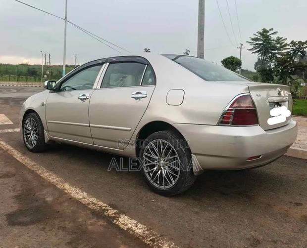 Toyota Corolla 2007 Gold
