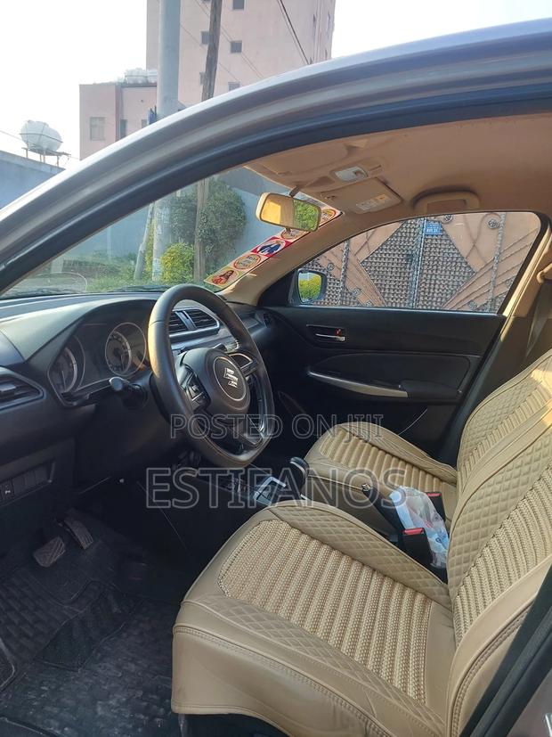 Suzuki Dzire 2022 Silver