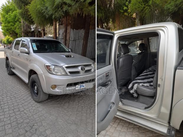 Toyota Hilux 2007 Silver