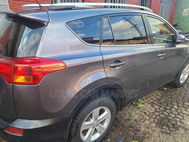 Toyota RAV4 2014 Gray