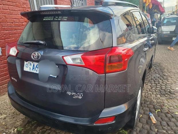 Toyota RAV4 2014 Gray
