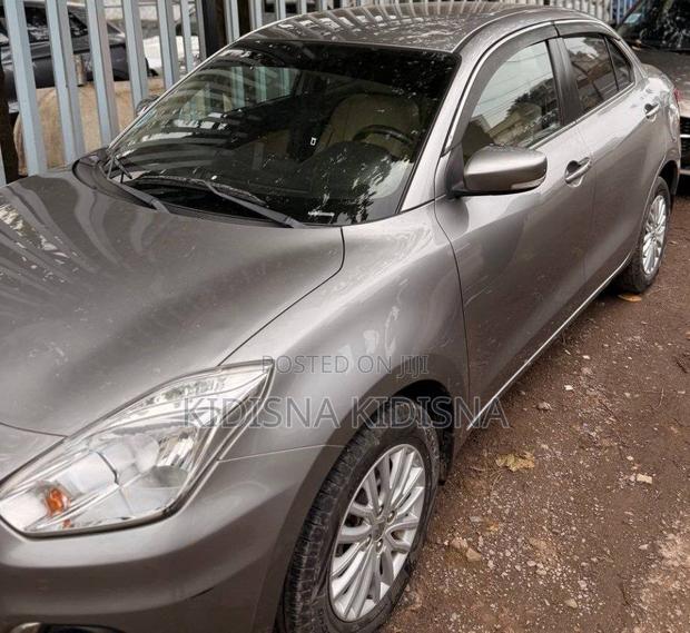 Suzuki Dzire 2022 Silver
