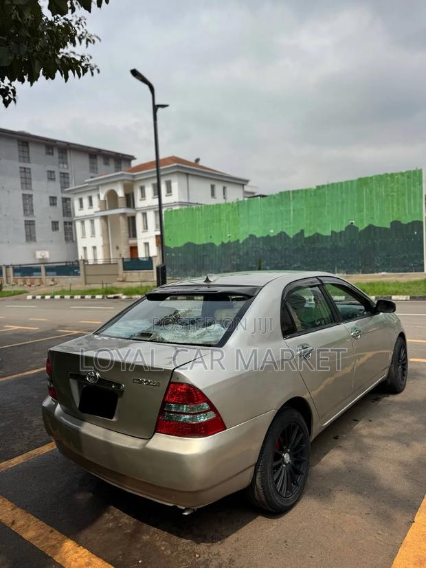 Toyota Corolla 2003 Gold