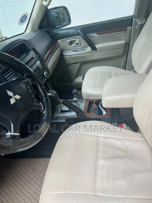 Mitsubishi Pajero 2007 Black