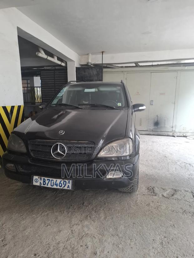 Mercedes-Benz M Class 2005 Black