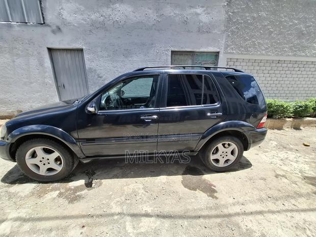 Mercedes-Benz M Class 2005 Black