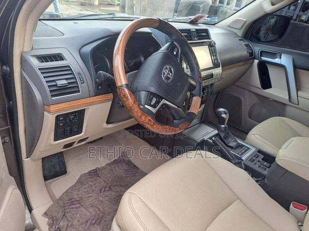 Toyota Land Cruiser Prado 2019 Brown