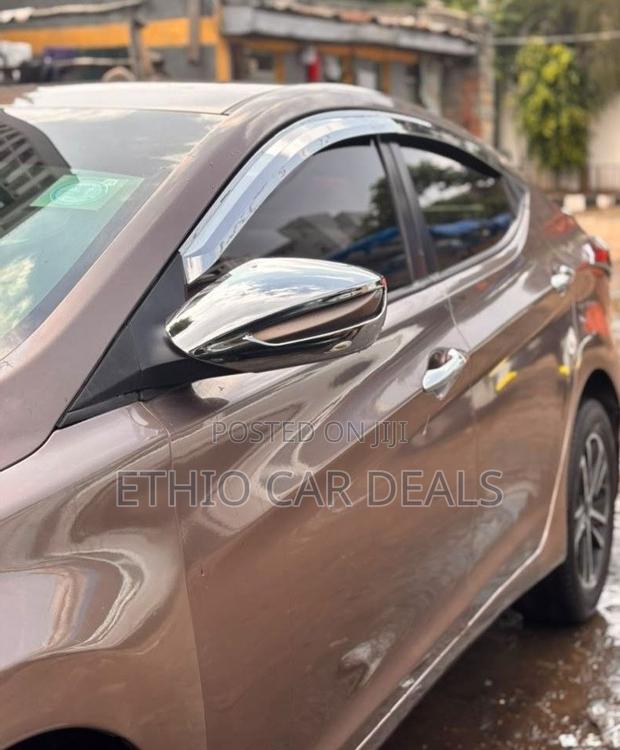Hyundai Elantra 2015 Brown