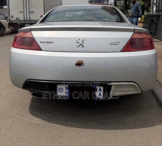 Peugeot 408 2020 Silver