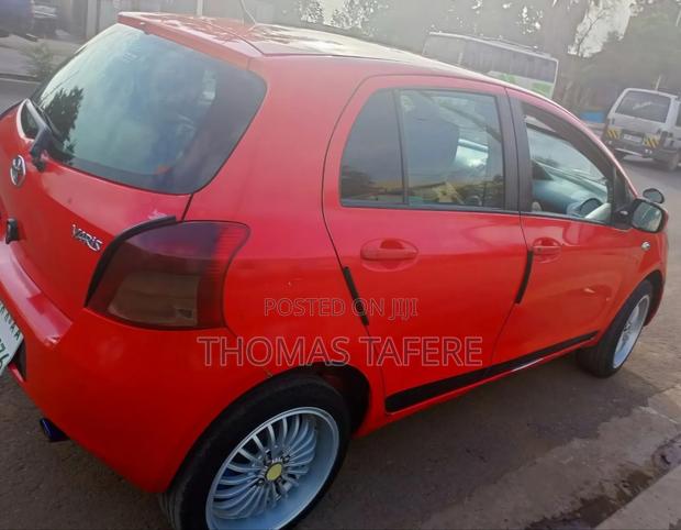 Toyota Yaris 2006 Red