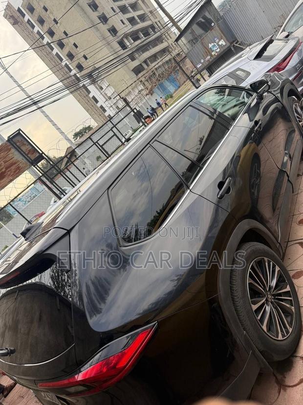 Toyota Grand Highlander Hybrid 2025 Black